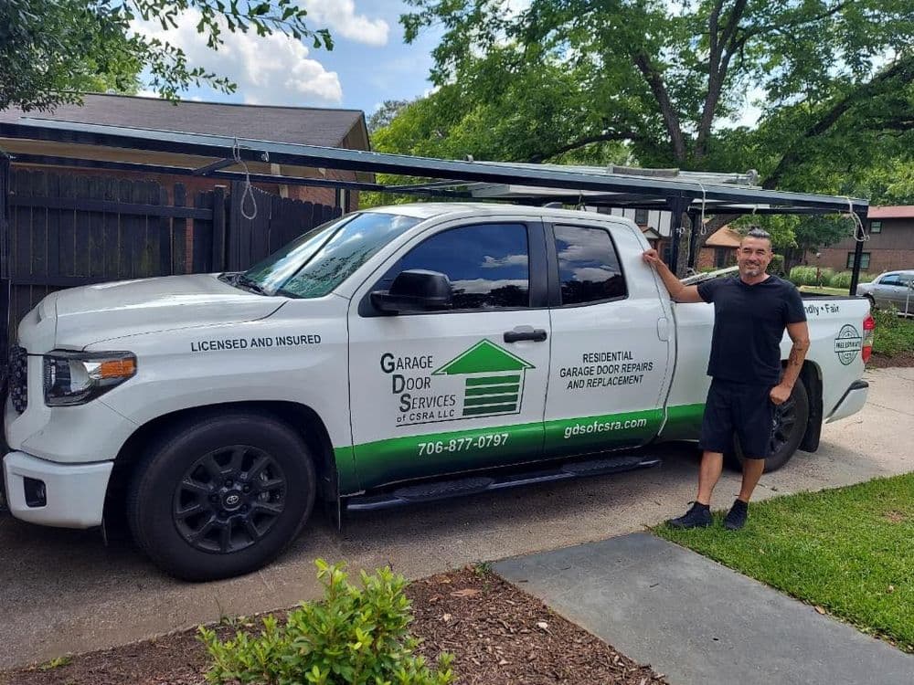 With years of experience in the business, we are the go-to experts for garage doors.